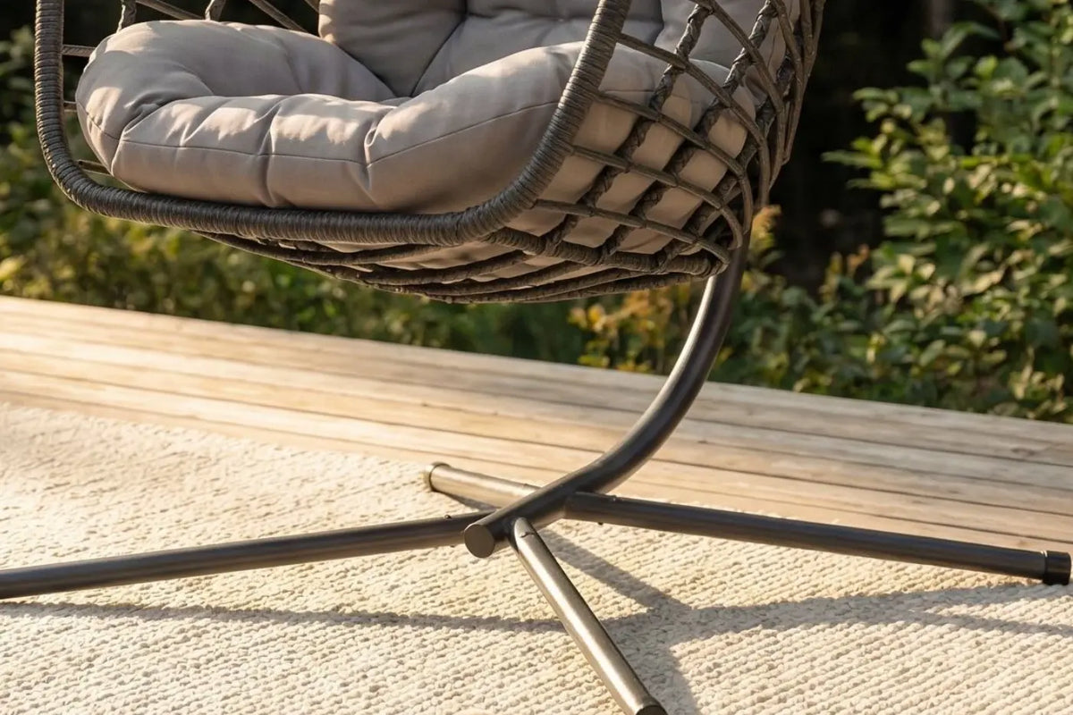 Hanging Egg Chair