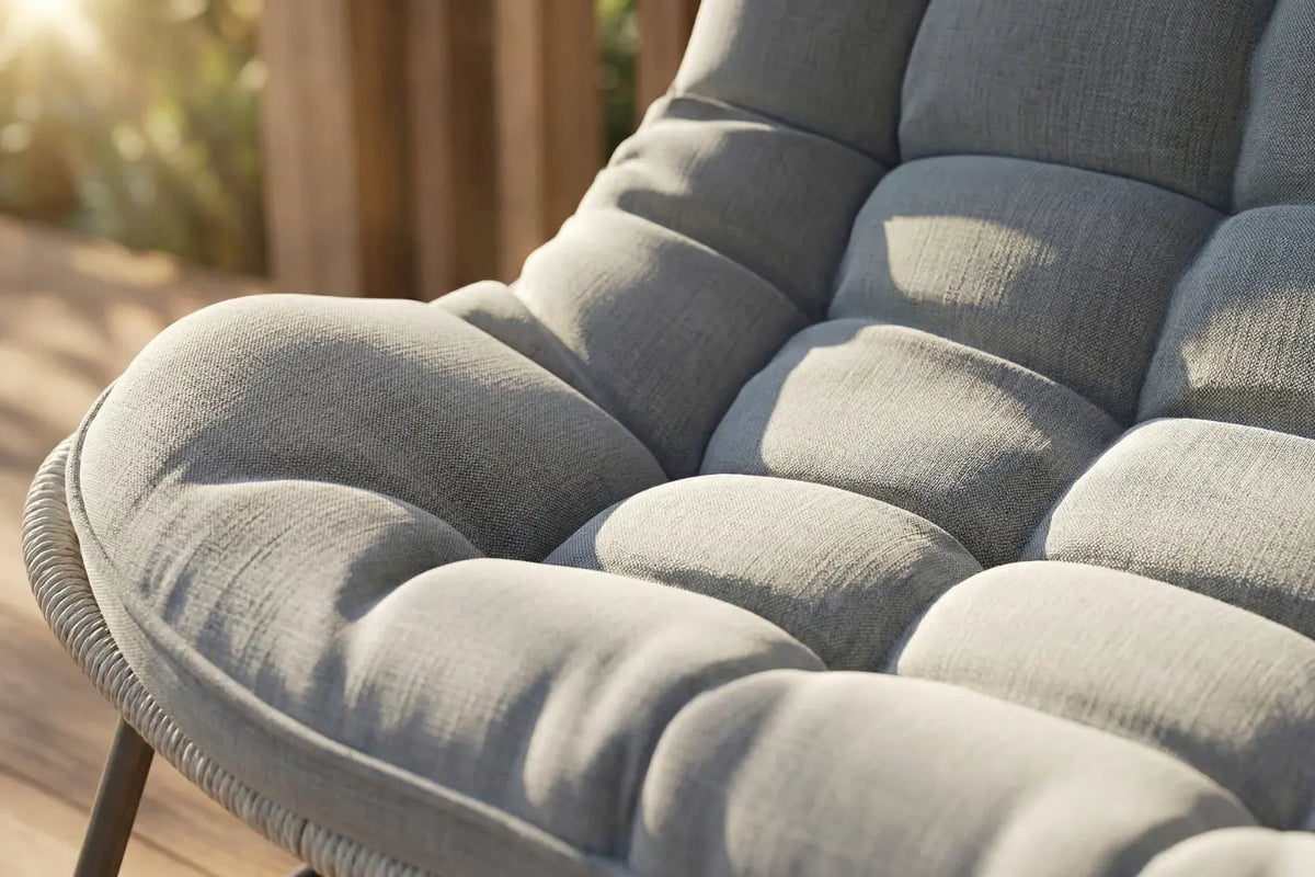 Livli™ Two-Seater Wicker Chair